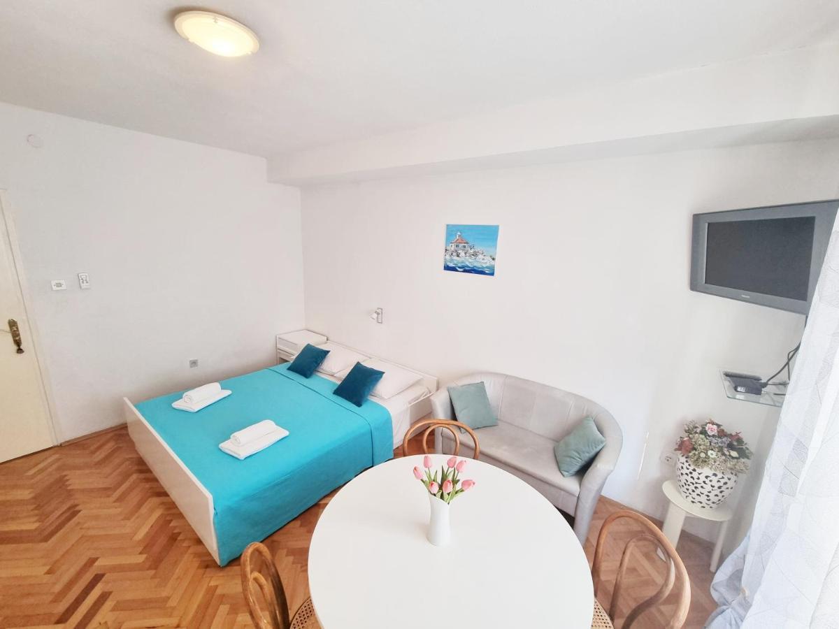 Apartman Bidol Makarska Eksteriør billede