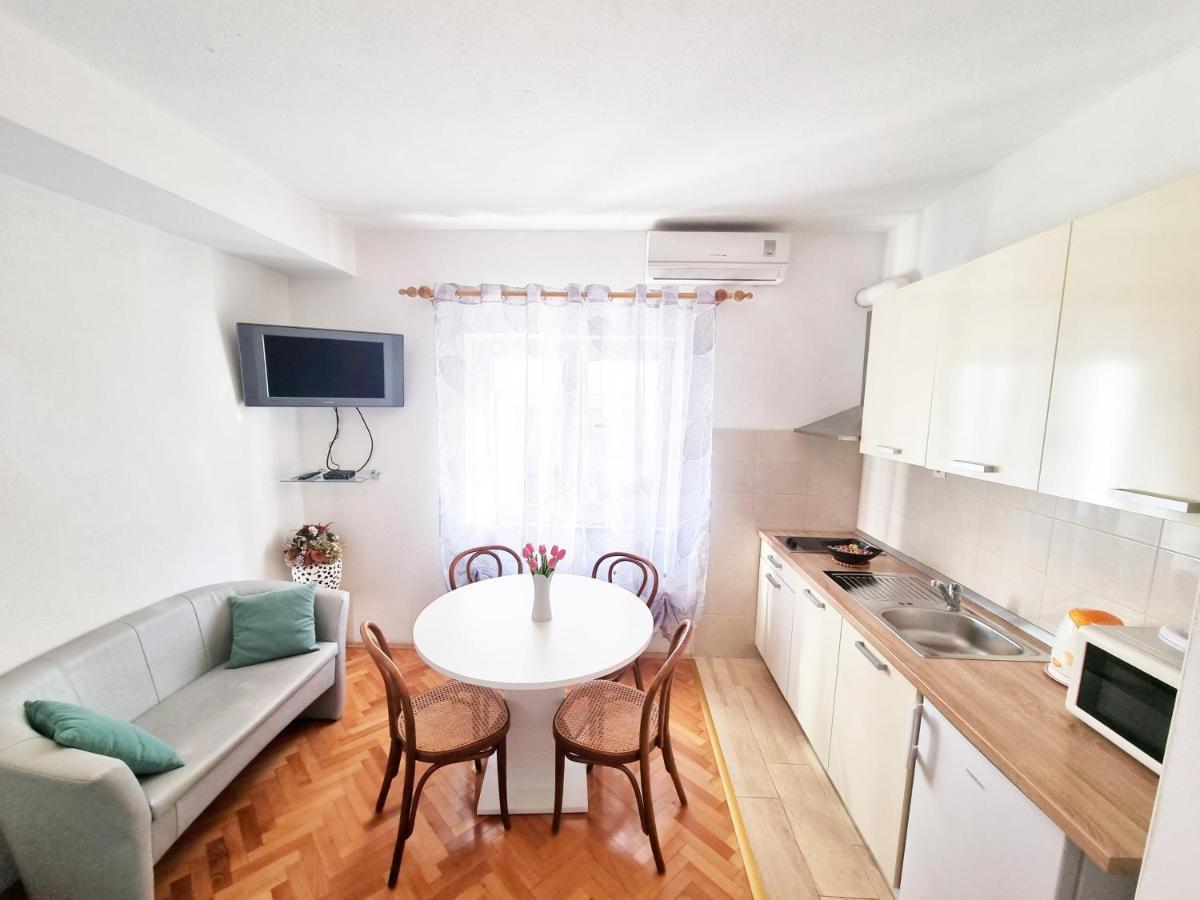 Apartman Bidol Makarska Eksteriør billede