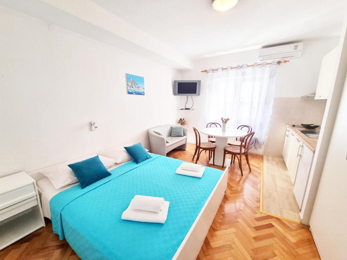 Apartman Bidol Makarska Eksteriør billede