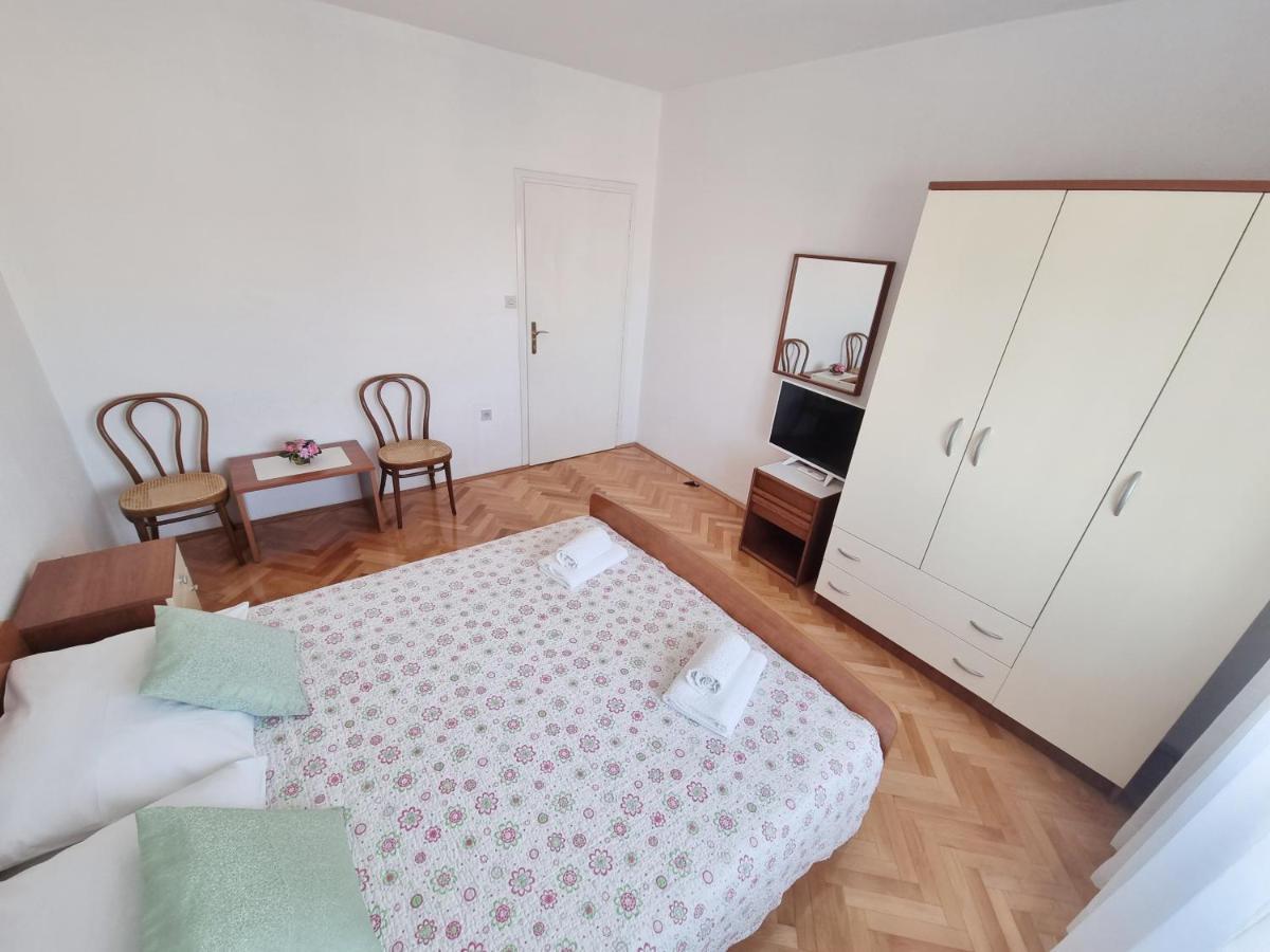 Apartman Bidol Makarska Eksteriør billede